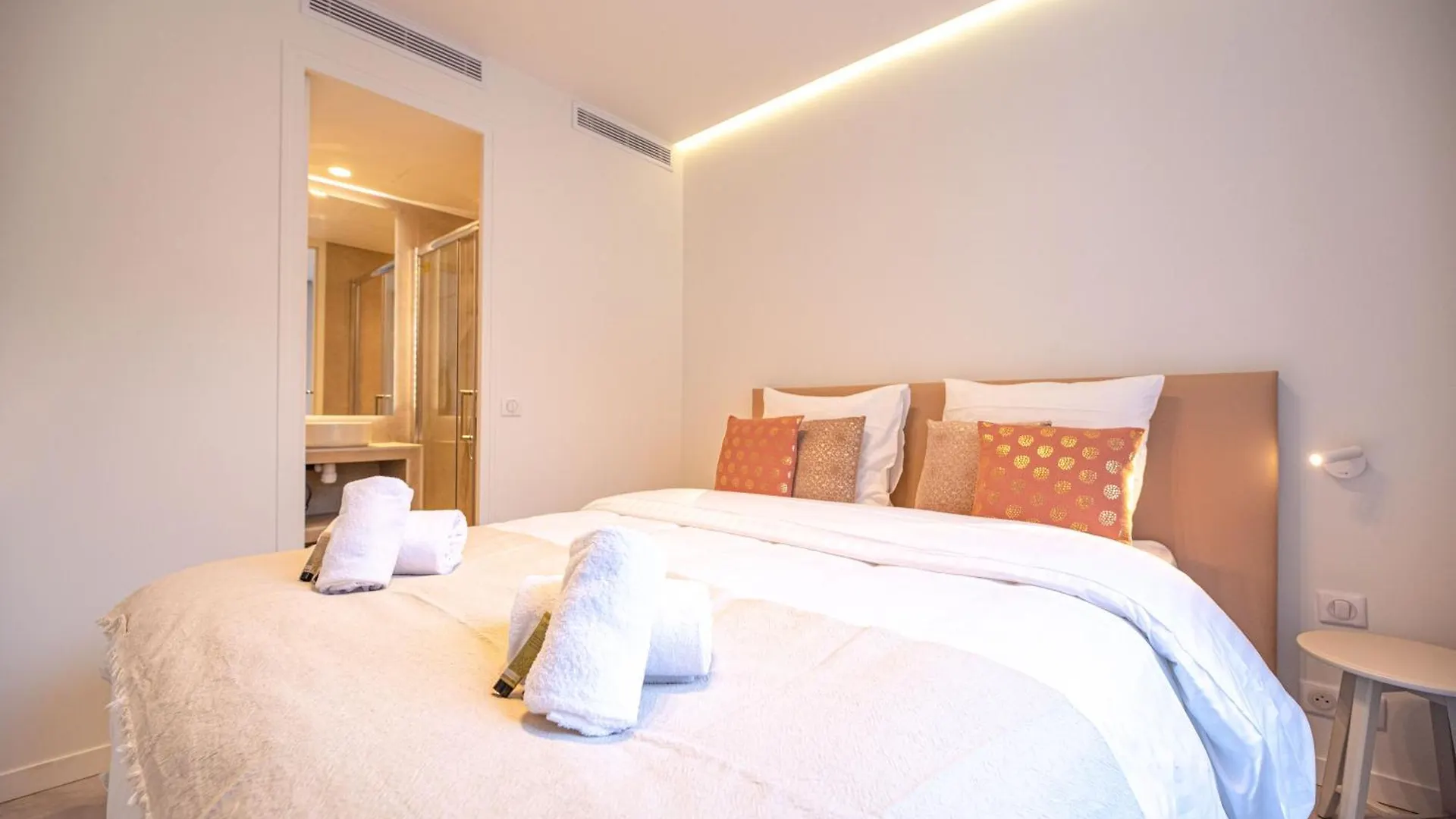Cia - 2br Madeleine Champs Elysees *