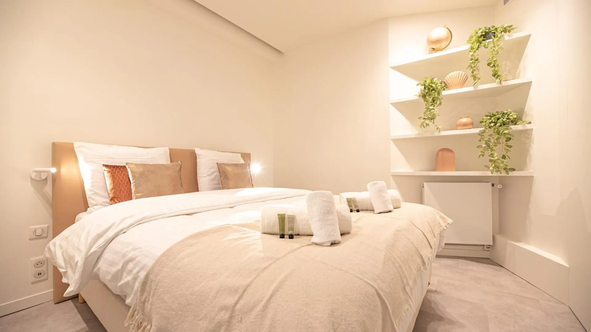 Apartment Cia - 2br Madeleine Champs Elysees